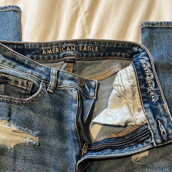 American Eagle mom straight jeans - Picture 3 of 3